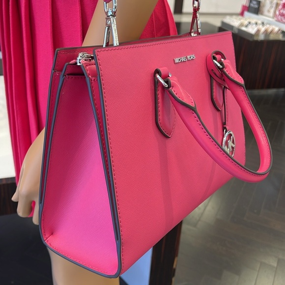 Michaela Kors Sheila Medium Faux Saffiano Leather Satchel
Dragonfruit 
NWT - Picture 10 of 16